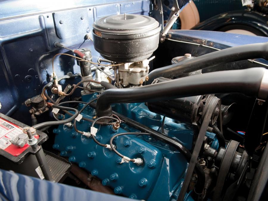  Ford V8 Super Deluxe Station Wagon 1942 года  (фото 21 из 27)